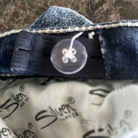 Girls Silver (Lacy) Jean shorts size 16 with adjustable waist - Picture 4 of 4